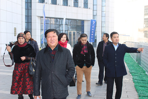 韩雨出席唐山市路北区2015年重点项目招商推介会 - 北京京城盛世科技